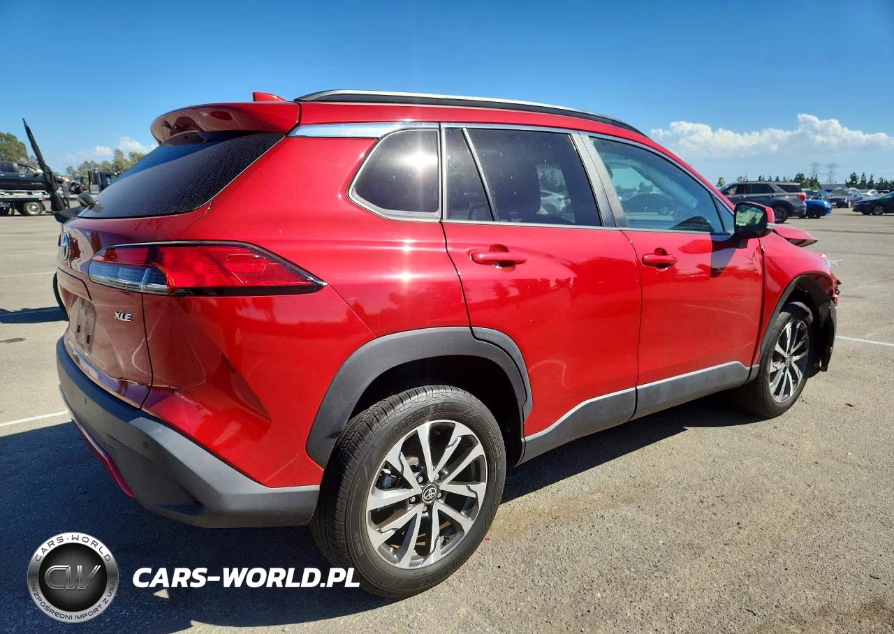 2023 Toyota Corolla Cross Xle VIN:7MUDAAAG0PV065251 - 3