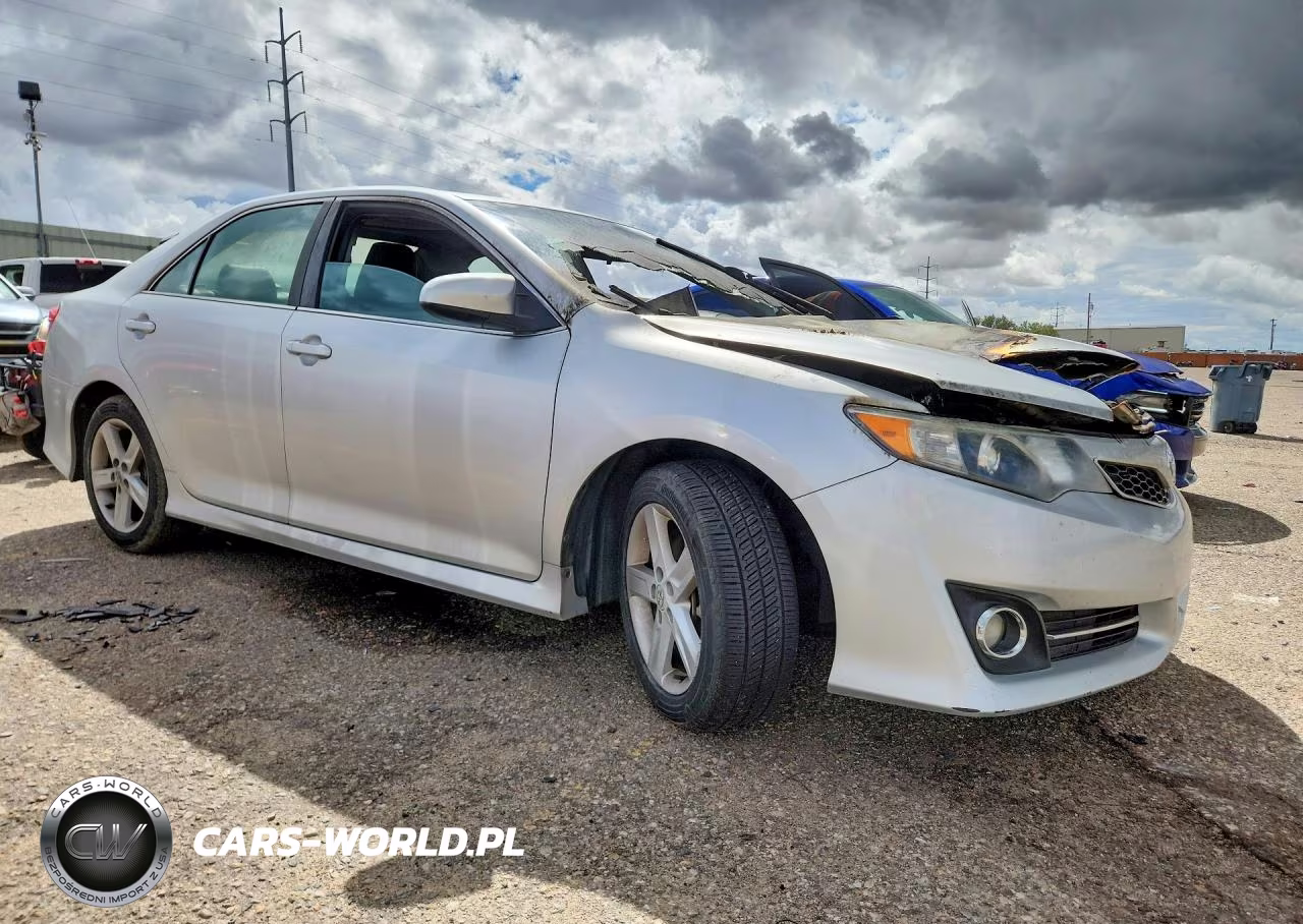2013 Toyota Camry Se VIN:4T1BF1FK7DU661489 - 4