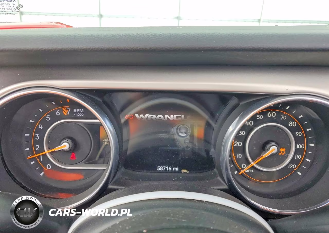 2018 Jeep Wrangler Unlimited Sport VIN:1C4HJXDG8JW109465 - 9