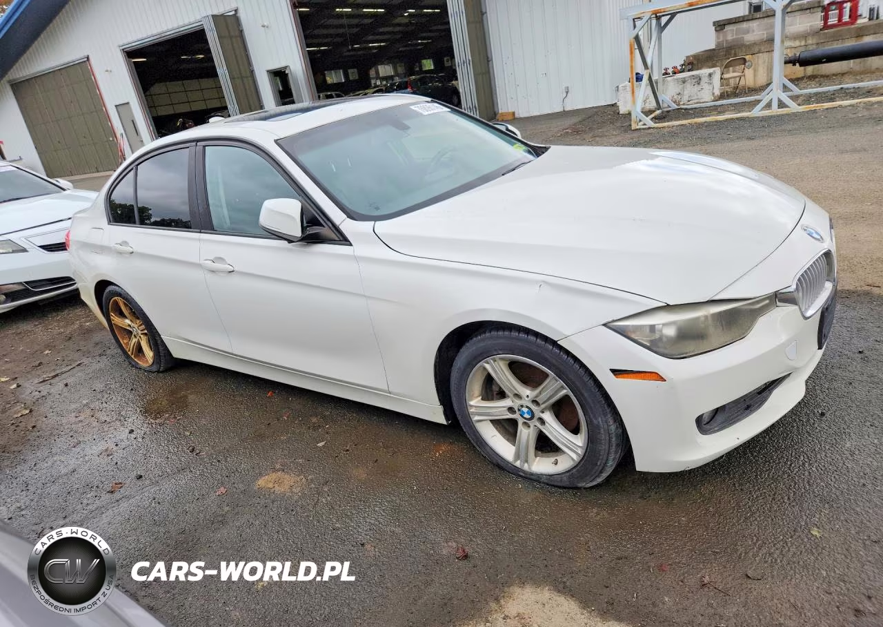 2013 BMW 320 I xDrive VIN:WBA3C3C55DF979561 - 4