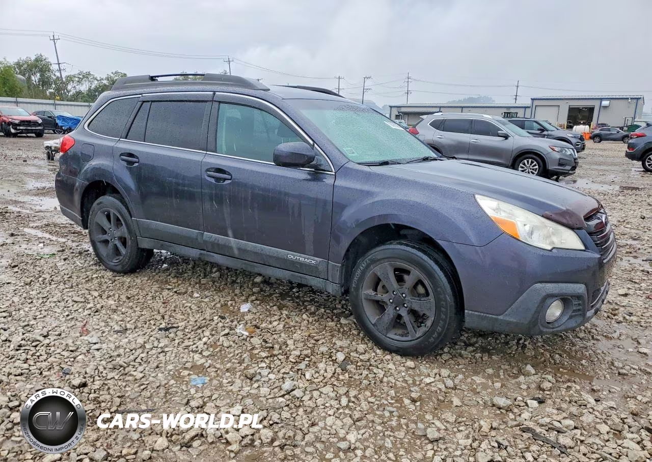 2013 Subaru Outback 2.5I Premium VIN:4S4BRCCC9D3308600 - 4
