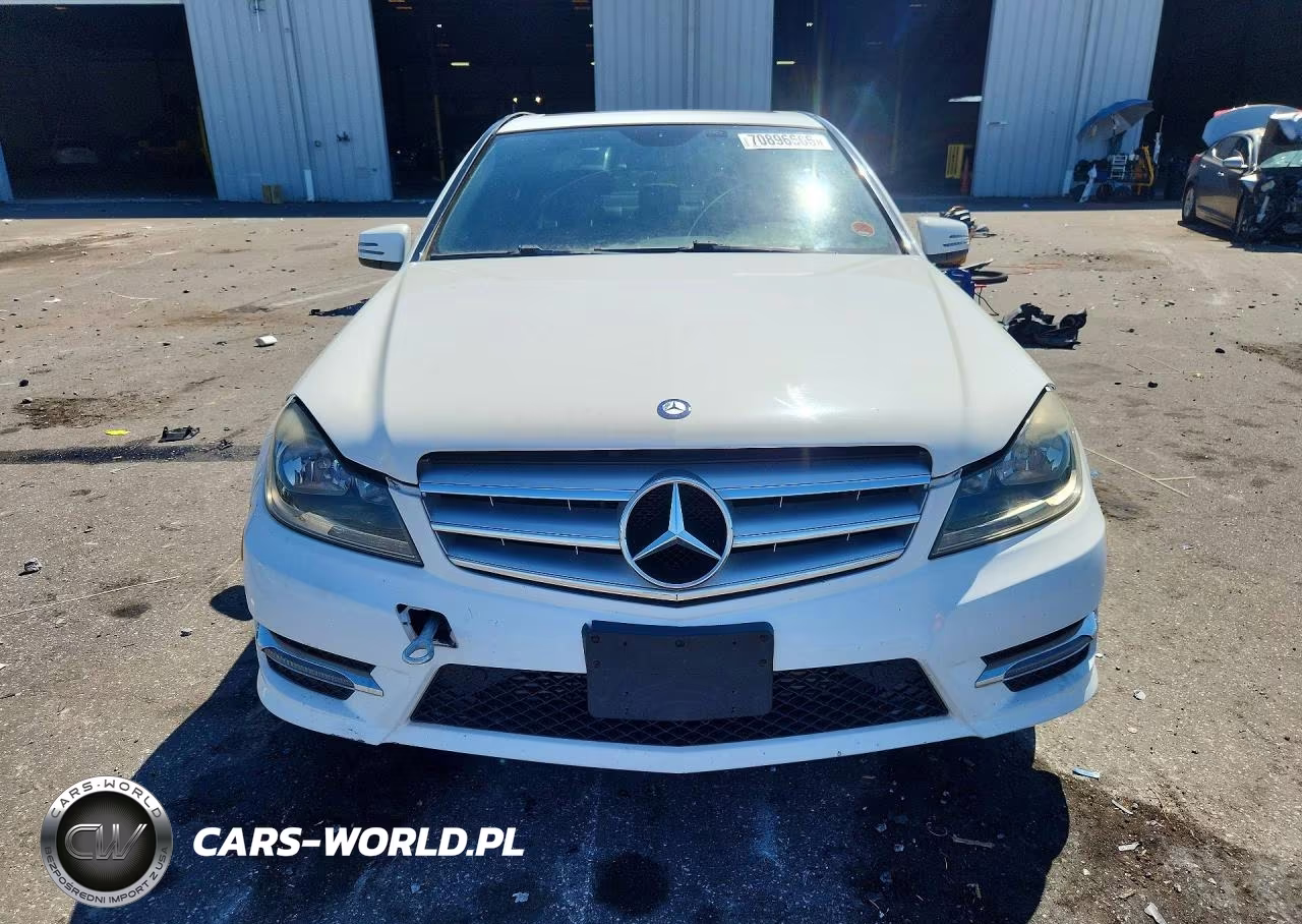 2013 Mercedes-Benz C 250 VIN:WDDGF4HB0DA843986 - 5