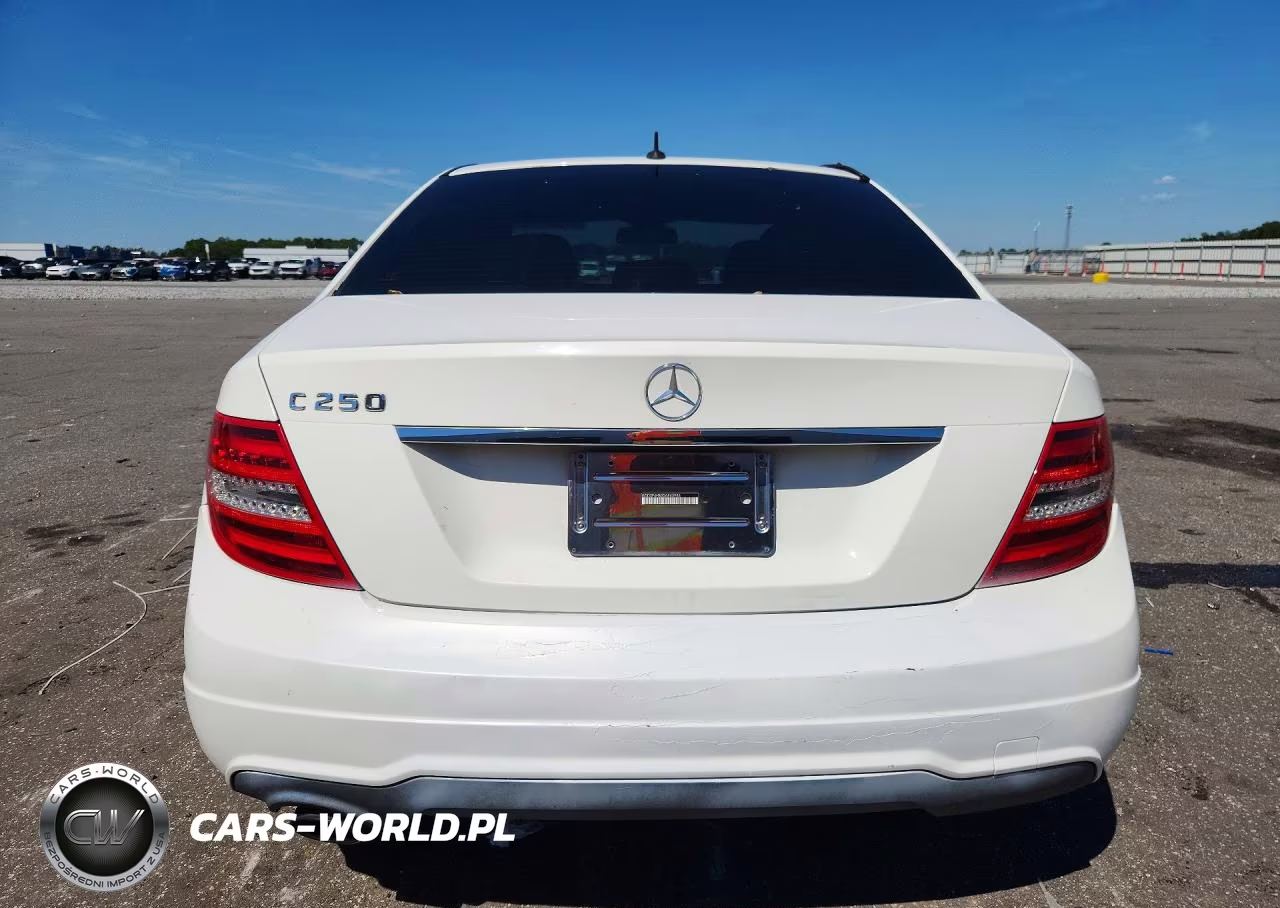 2013 Mercedes-Benz C 250 VIN:WDDGF4HB0DA843986 - 6