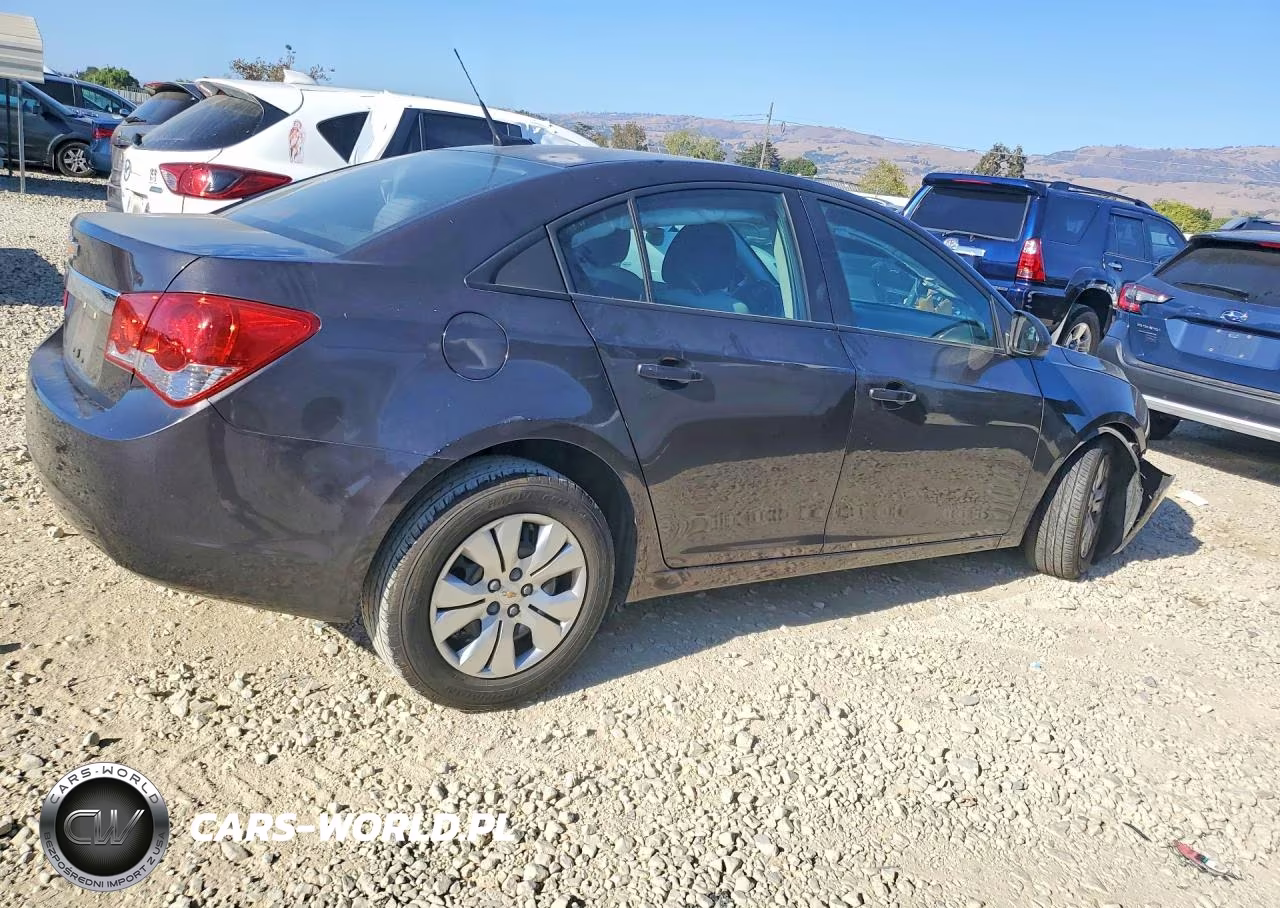 2014 Chevrolet Cruze Ls VIN:1G1PA5SGXE7306522 - 3