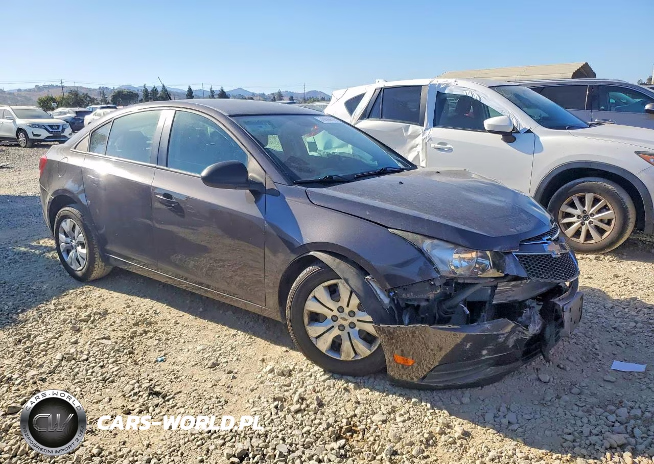 2014 Chevrolet Cruze Ls VIN:1G1PA5SGXE7306522 - 4