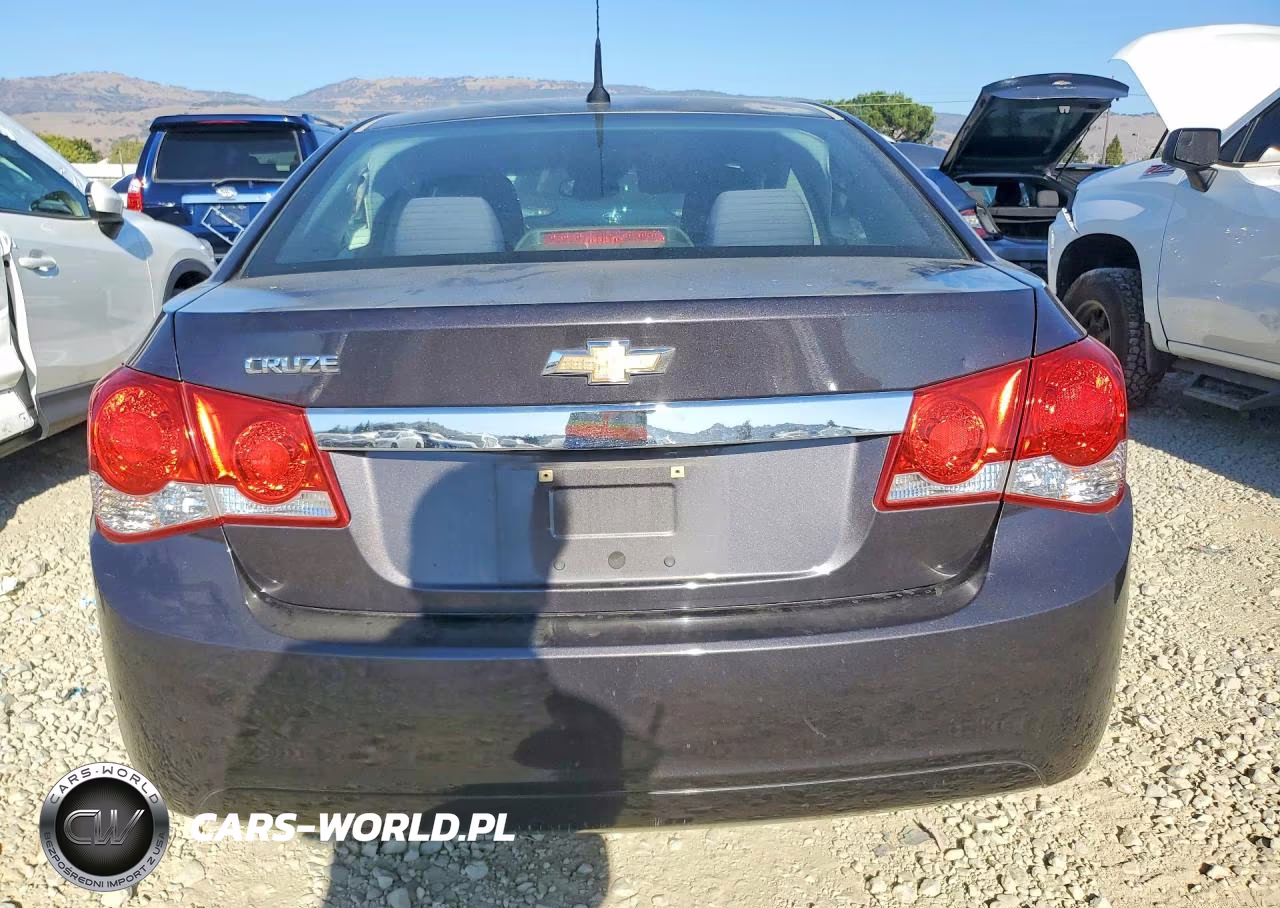 2014 Chevrolet Cruze Ls VIN:1G1PA5SGXE7306522 - 6