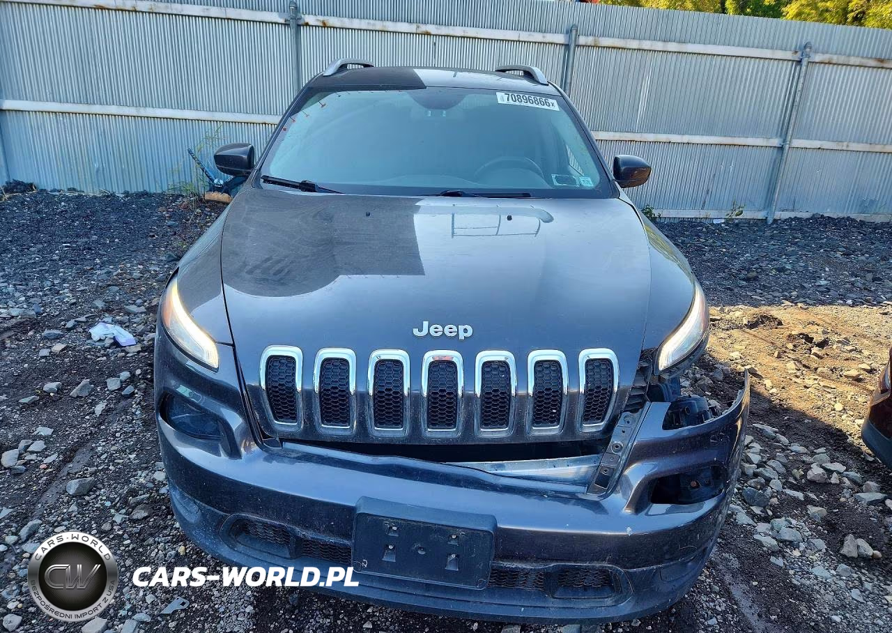 2015 Jeep Cherokee Latitude VIN:1C4PJLCB6FW761020 - 5