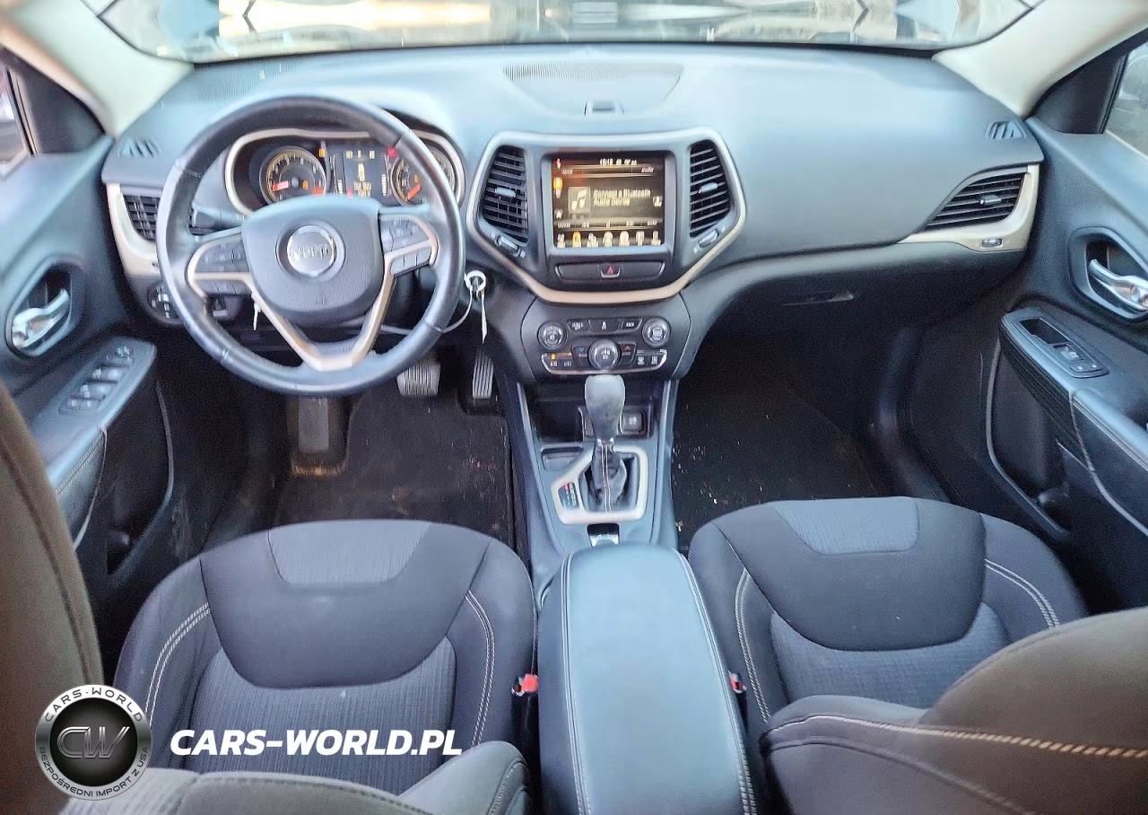 2015 Jeep Cherokee Latitude VIN:1C4PJLCB6FW761020 - 8