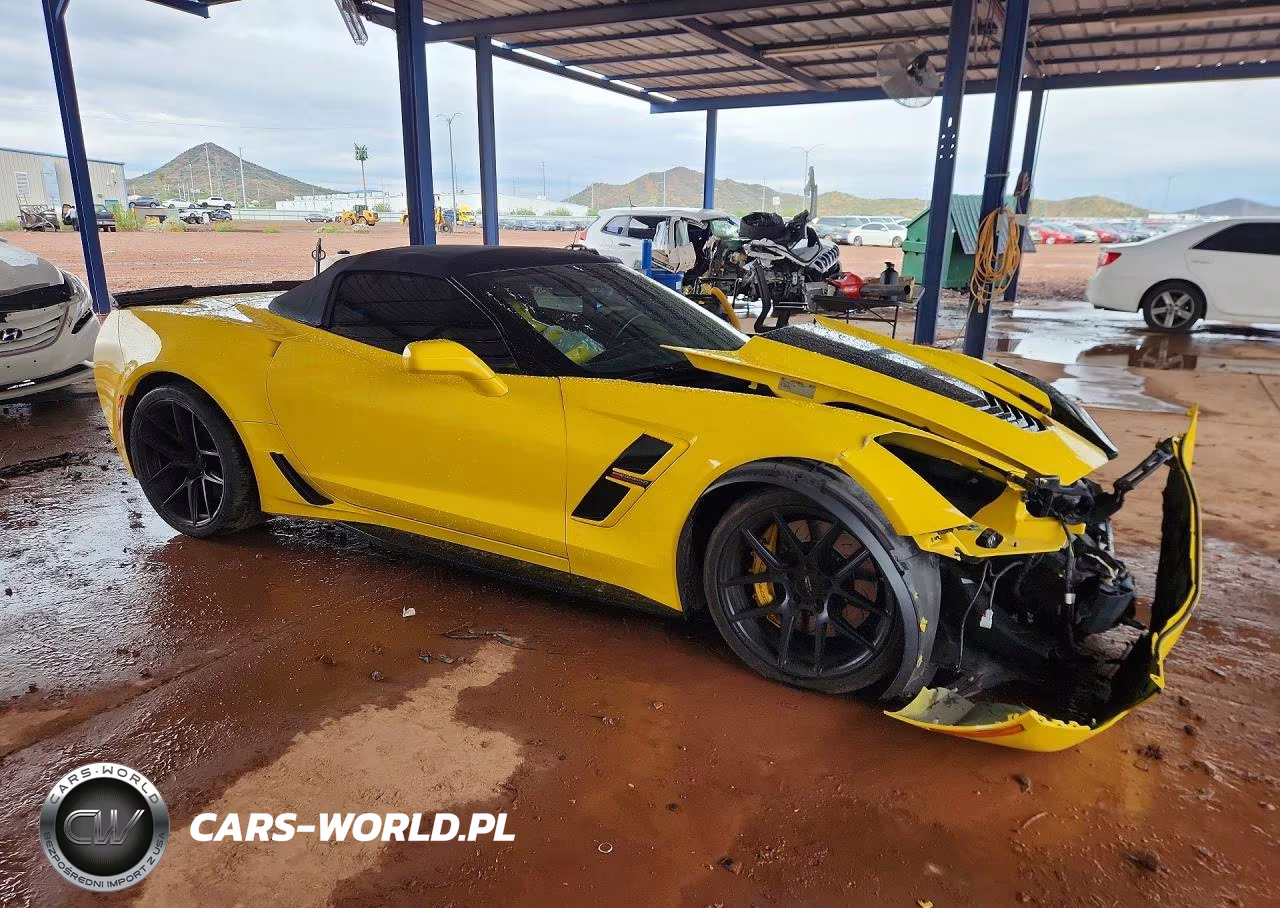 2017 Chevrolet Corvette Grand Sport 3Lt VIN:1G1Y13D70H5103239 - 4