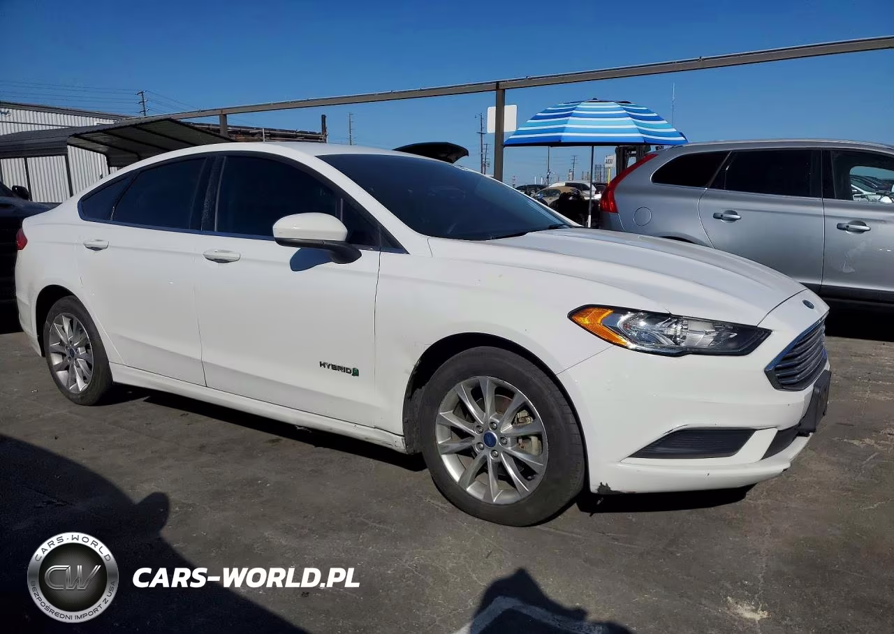 2017 Ford Fusion Se Hybrid VIN:3FA6P0LU9HR387931 - 4