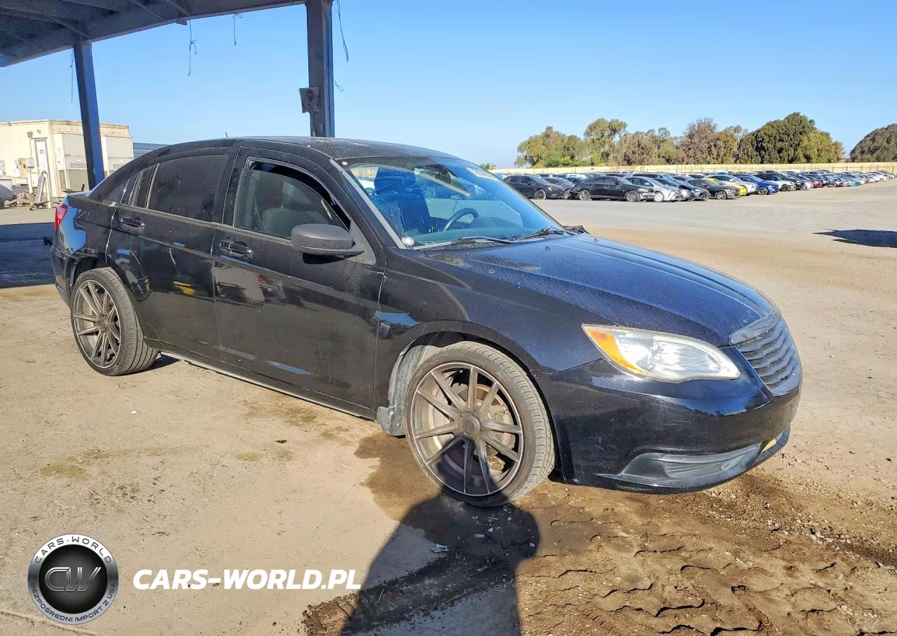 2012 Chrysler 200 Lx VIN:1C3CCBAB3CN129877 - 4