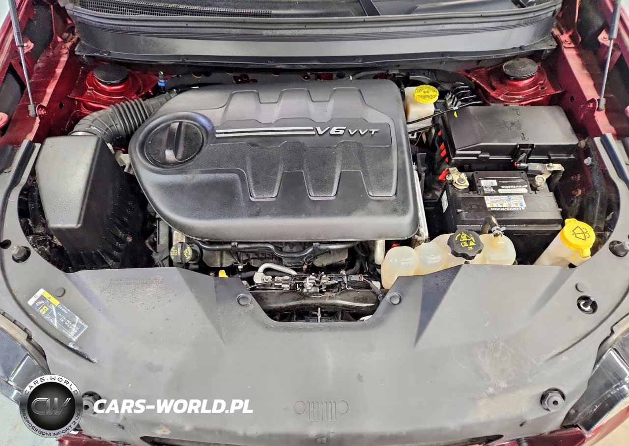 2019 Jeep Cherokee Latitude Plus VIN:1C4PJMLX5KD480768 - 11
