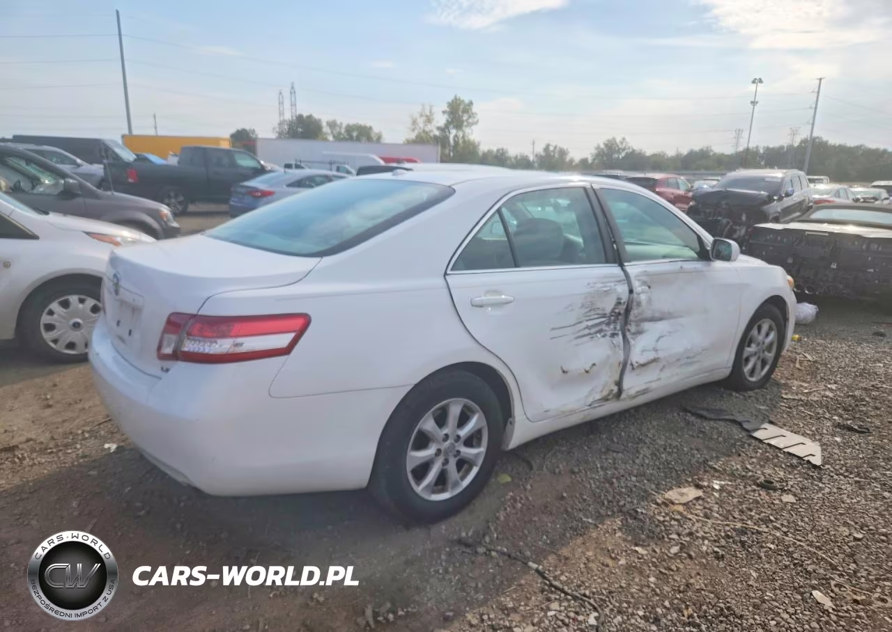 2011 Toyota Camry Le VIN:4T4BF3EK3BR116440 - 3