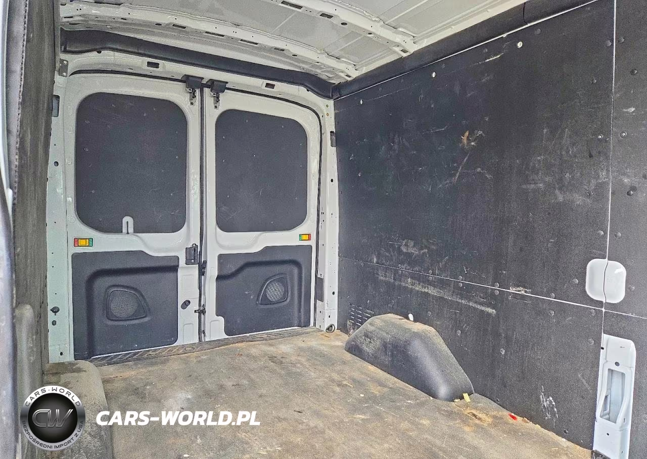 2025 Ford Transit 250 Delivery Van VIN:1FTBR1C88SKA92665 - 10
