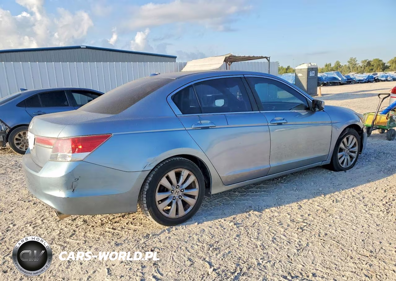 2011 Honda Accord Exl VIN:1HGCP2F83BA143413 - 3