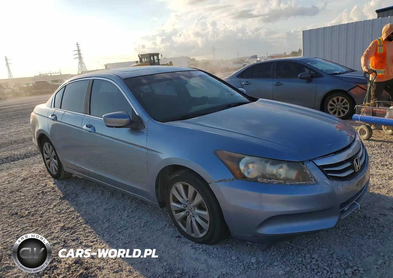 2011 Honda Accord Exl VIN:1HGCP2F83BA143413 - 4