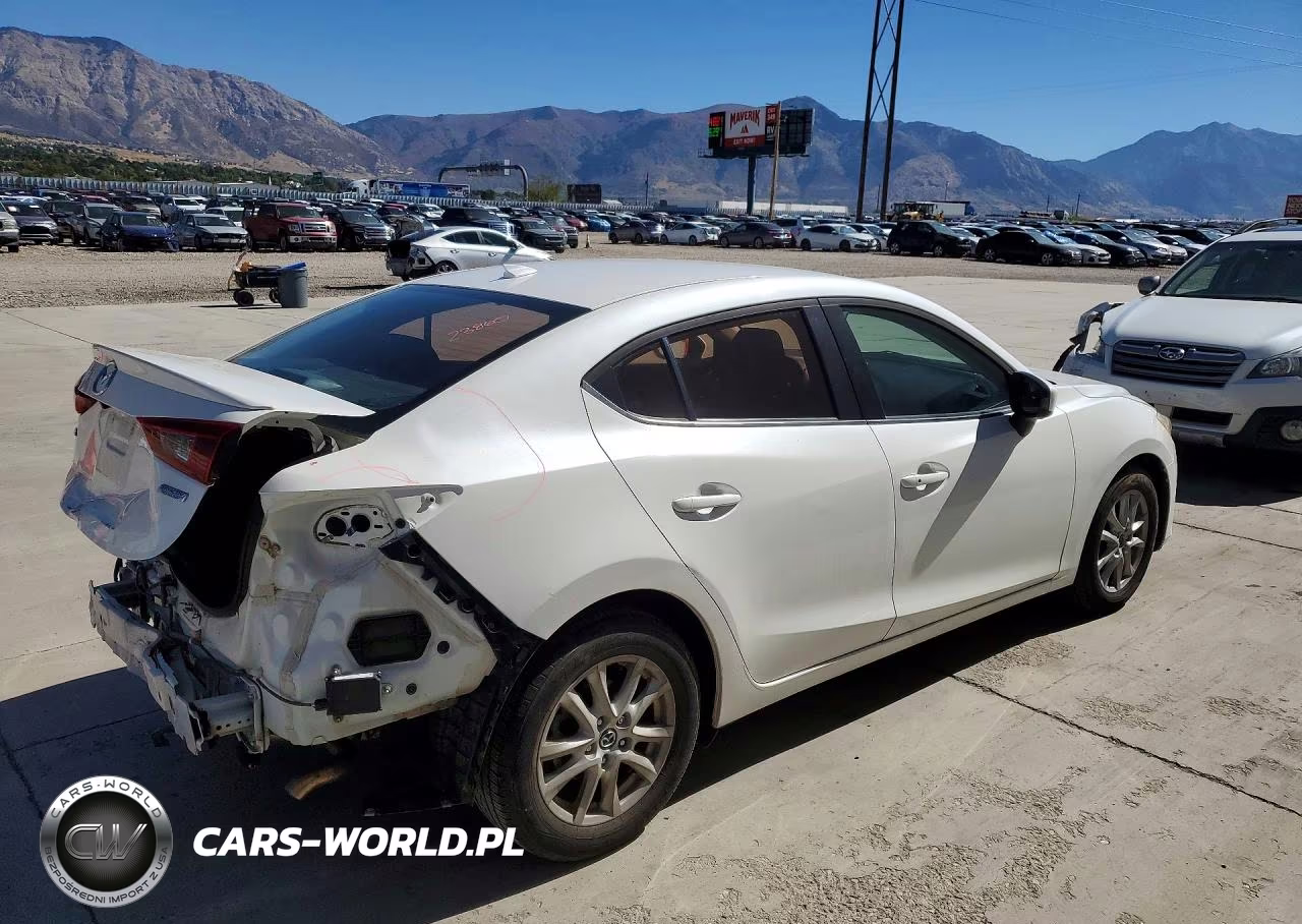 2014 Mazda 3 Touring VIN:JM1BM1V73E1115590 - 3