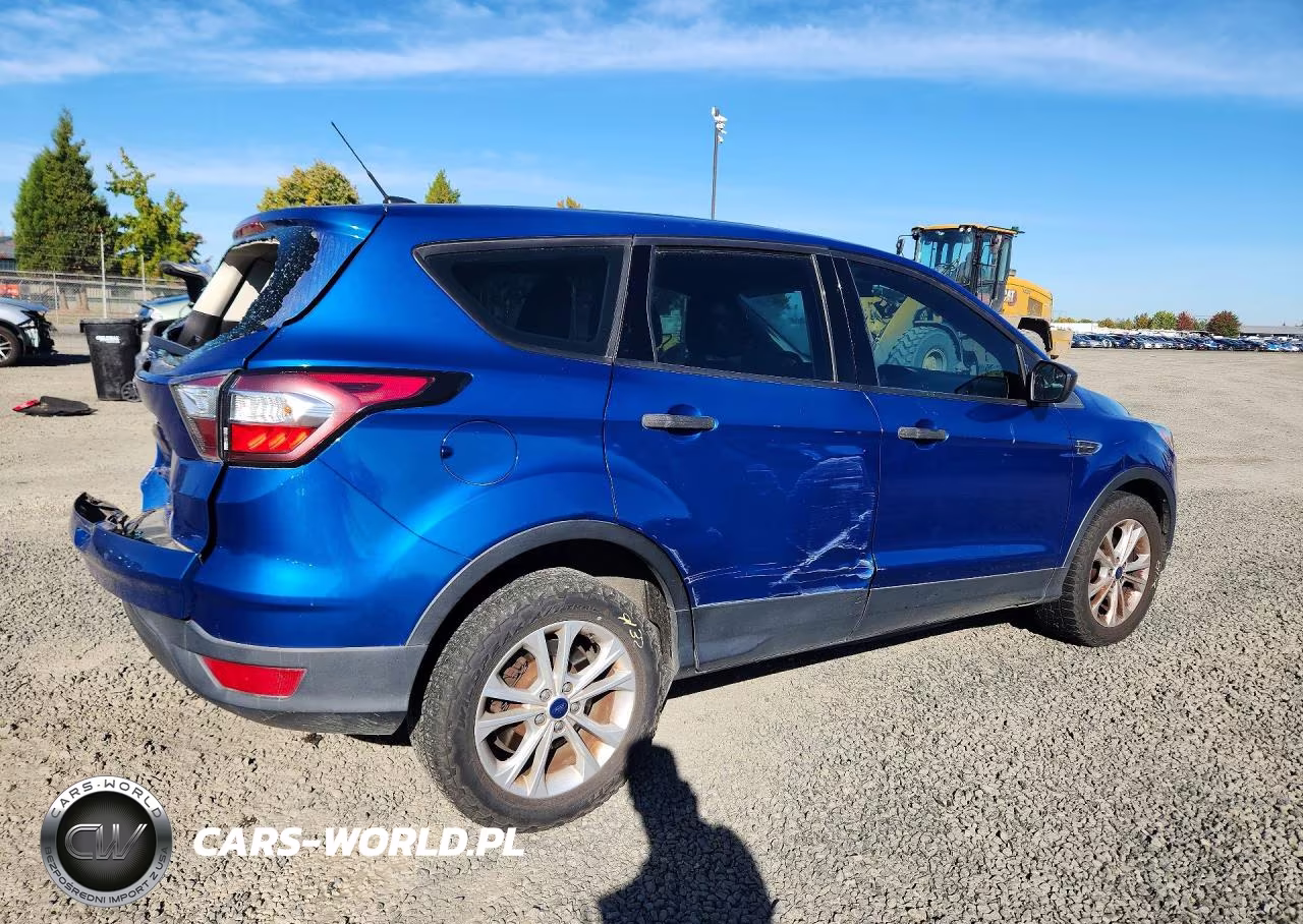 2017 Ford Escape S VIN:1FMCU0F71HUA23583 - 3