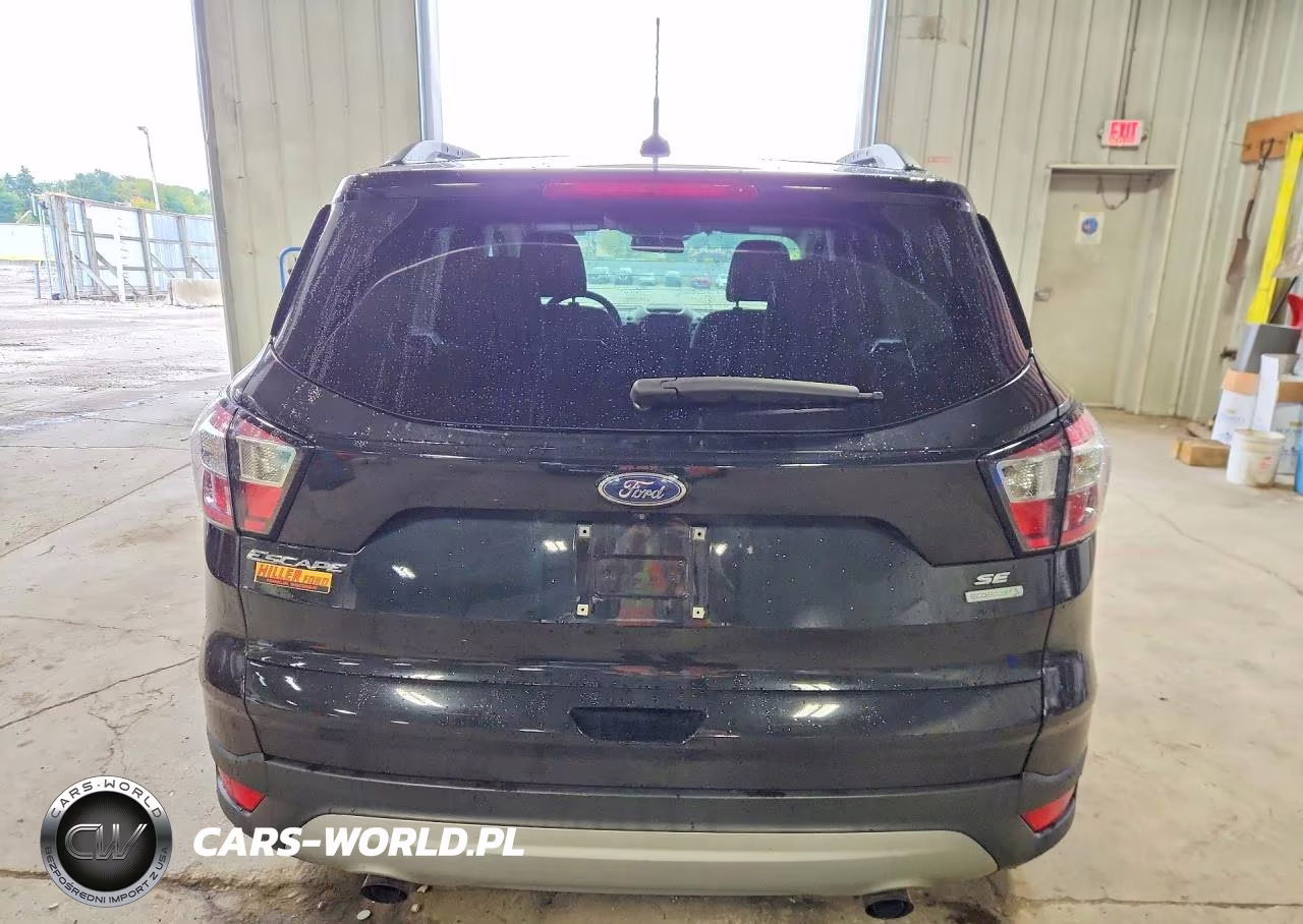 2017 Ford Escape Se VIN:1FMCU0GD3HUC63917 - 6
