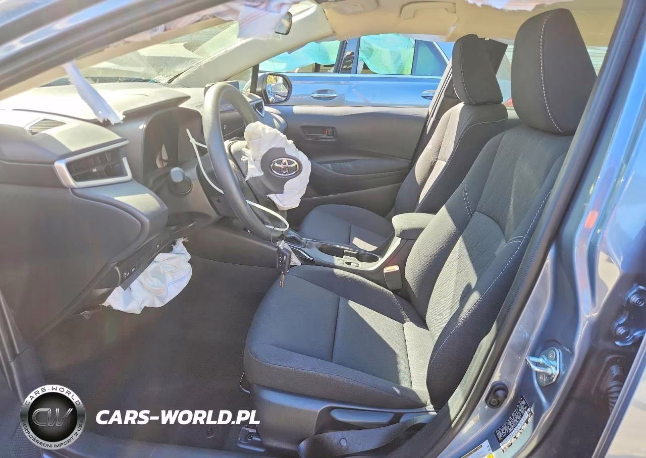 2026 Toyota Corolla Hybrid Le VIN:JTDBCMFEXT3161453 - 7