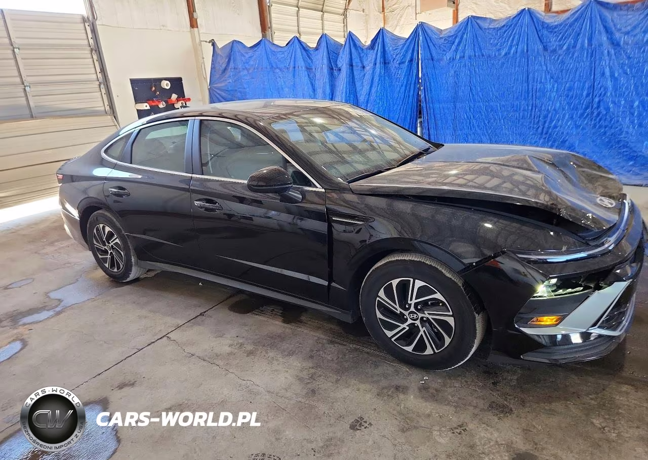 2026 Hyundai Sonata Hybrid Blue VIN:KMHL24JJ6TA162392 - 4