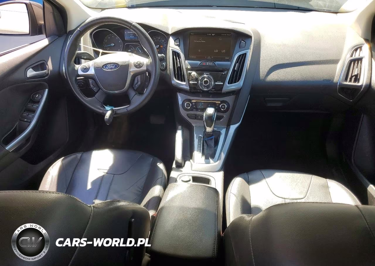 2012 Ford Focus Titanium VIN:1FAHP3N24CL327469 - 8