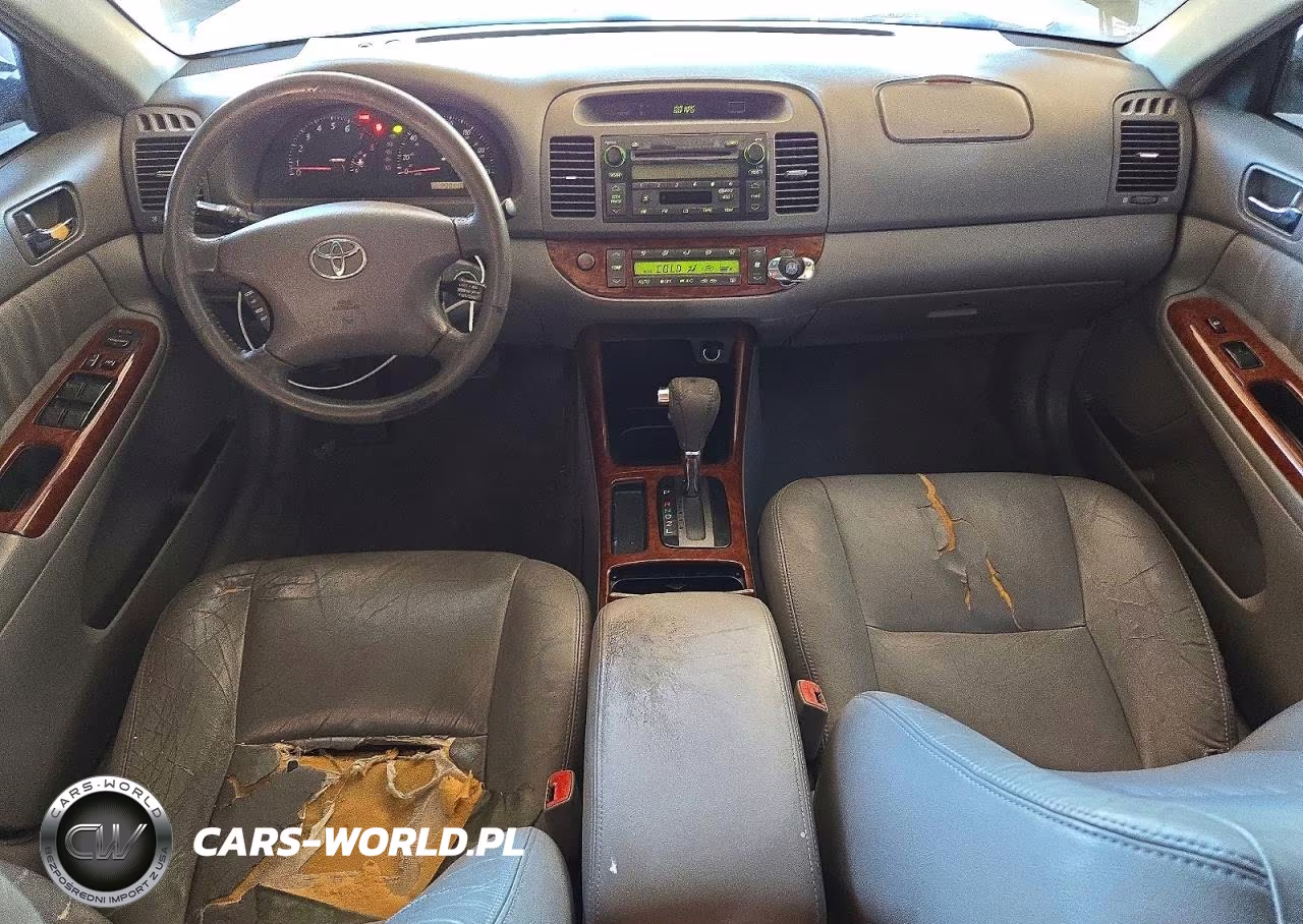 2004 Toyota Camry Xle VIN:4T1BE30K94U938599 - 8