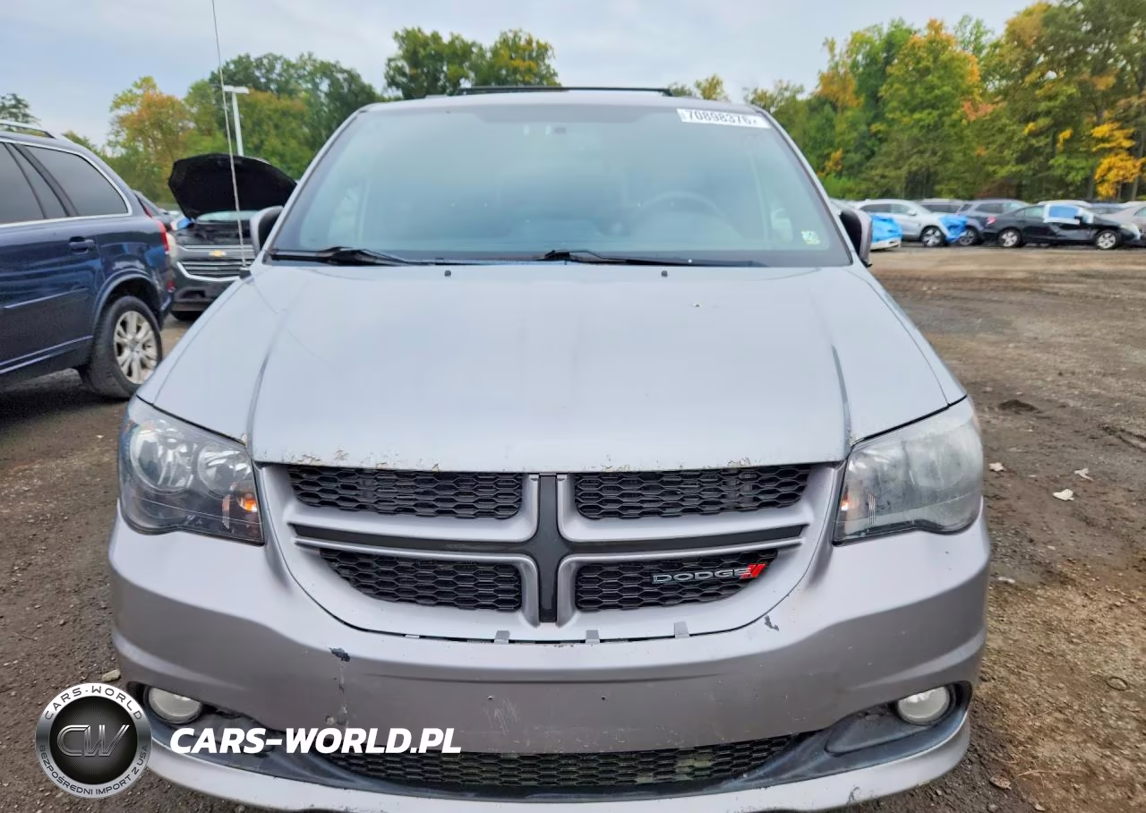 2018 Dodge Grand Caravan Gt VIN:2C4RDGEG1JR240854 - 5