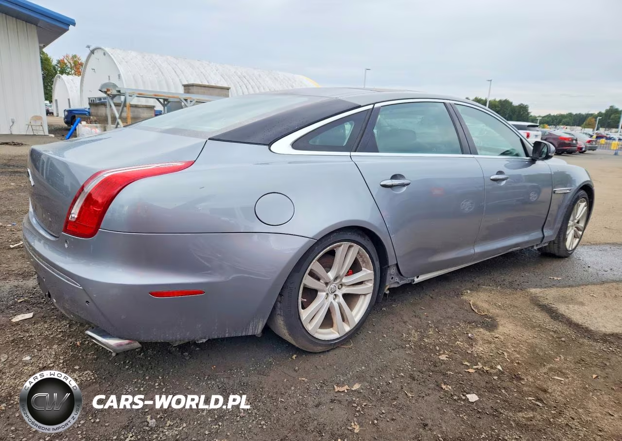 2011 Jaguar Xjl VIN:SAJWA2GB6BLV07658 - 3
