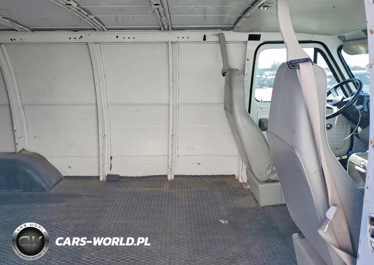 1994 Chevrolet G20 Delivery Van VIN:1GCEG25K0RF158789 - 11