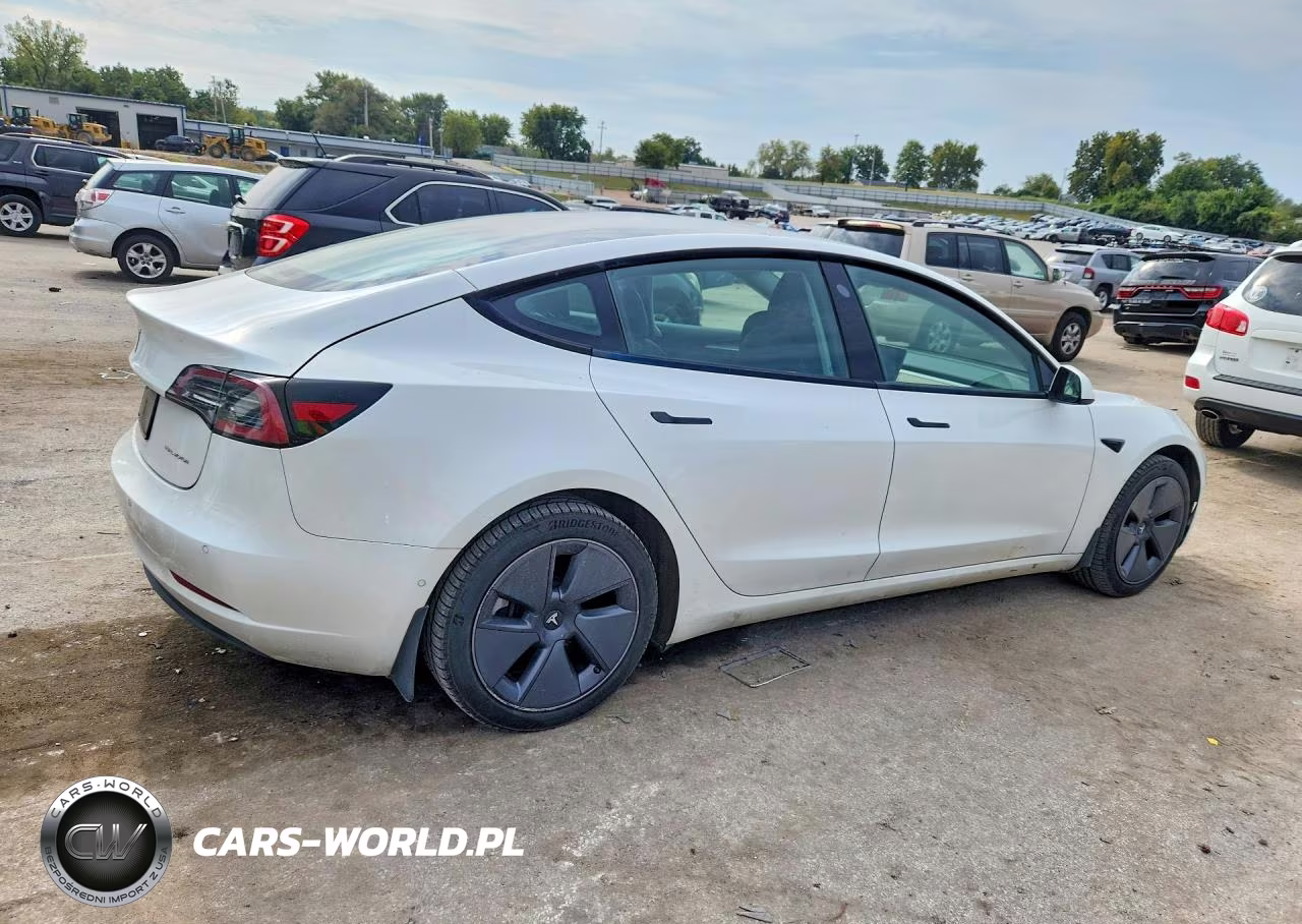 2022 Tesla Model 3 VIN:5YJ3E1EB7NF249466 - 3