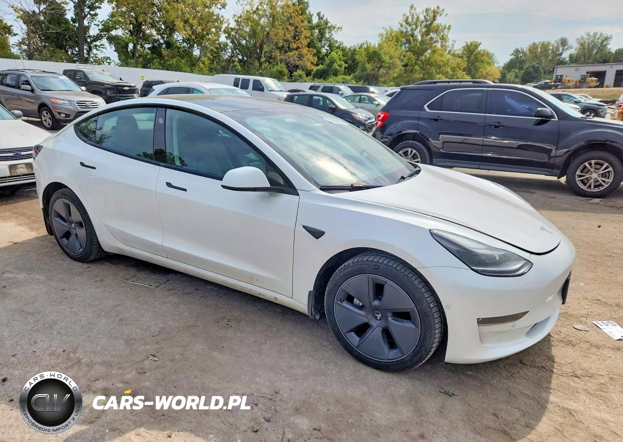 2022 Tesla Model 3 VIN:5YJ3E1EB7NF249466 - 4