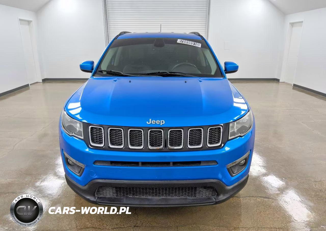 2017 Jeep Compass Latitude VIN:3C4NJCBB6HT682125 - 5
