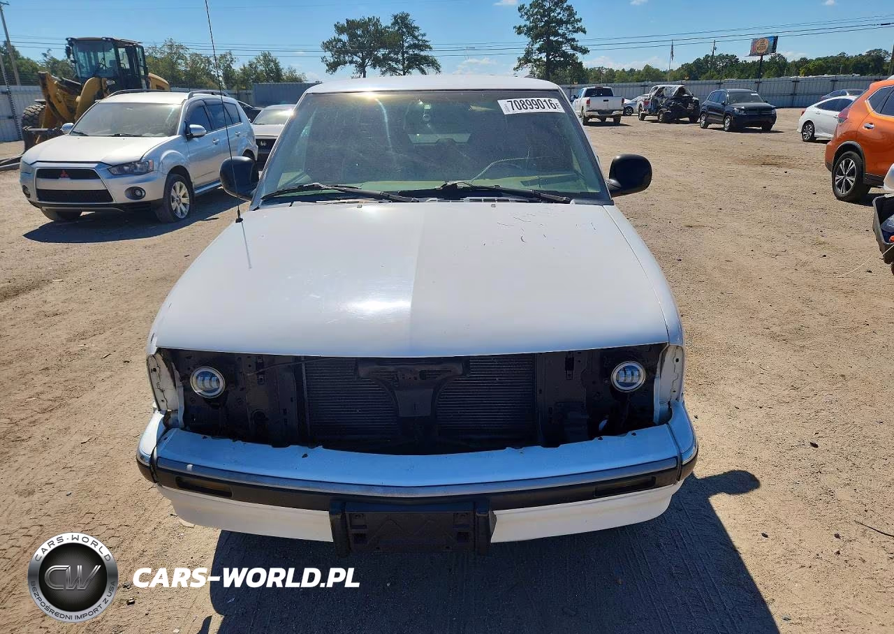 1995 Chevrolet Blazer VIN:1GNCS13W6S2248944 - 5