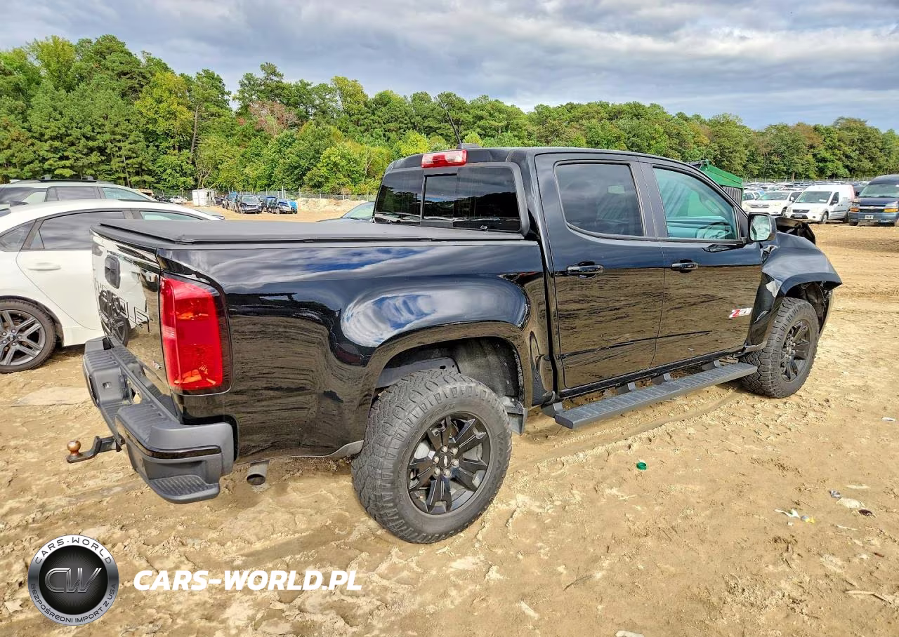 2022 Chevrolet Colorado Z71 VIN:1GCGTDEN5N1187772 - 3