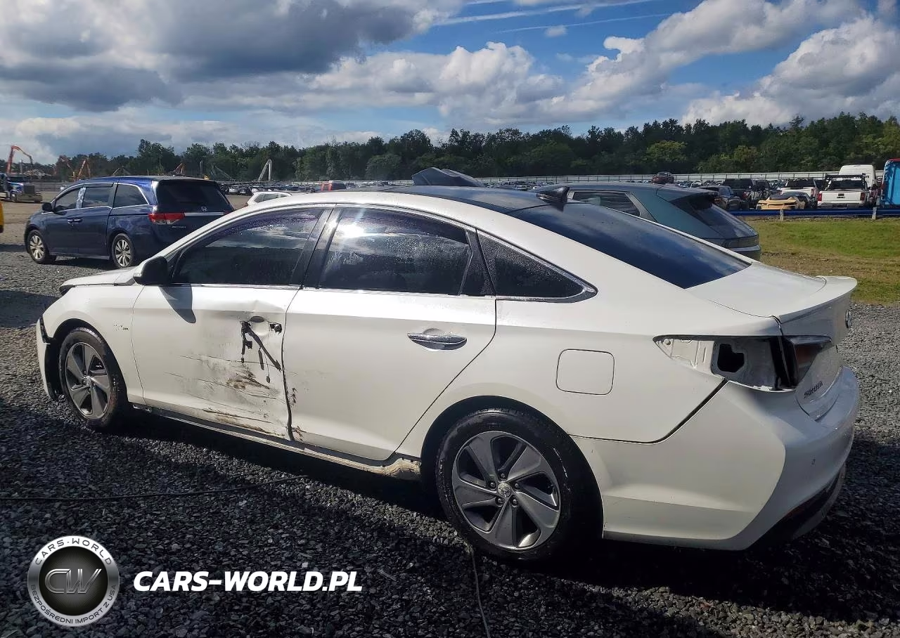 2016 Hyundai Sonata Hybrid Limited VIN:KMHE34L14GA030675 - 2