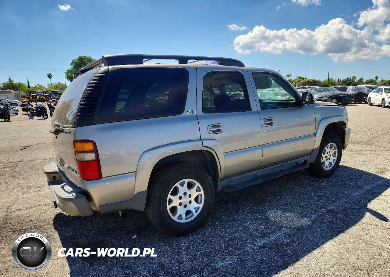 2003 Chevrolet Tahoe K1500 VIN:1GNEK13TX3R225092 - 3