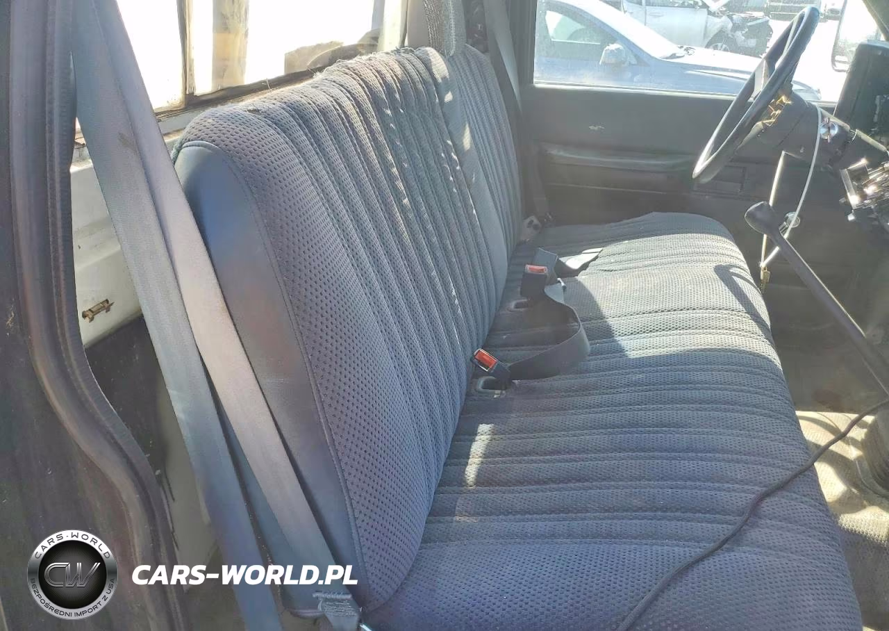 1989 Chevrolet Gmt-400 C2500 VIN:1GCFC24K3KE162607 - 10