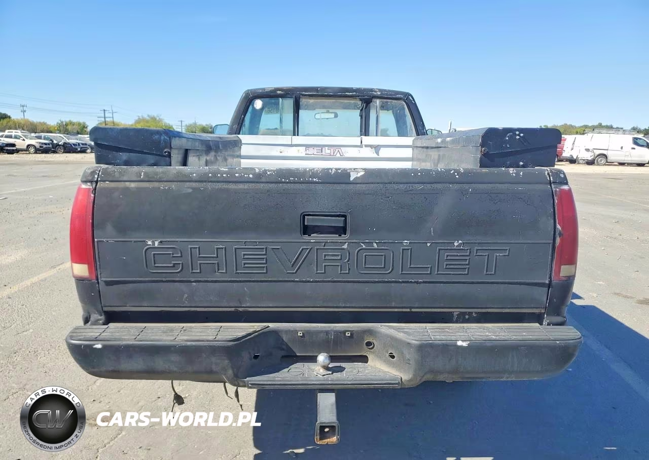 1989 Chevrolet Gmt-400 C2500 VIN:1GCFC24K3KE162607 - 6