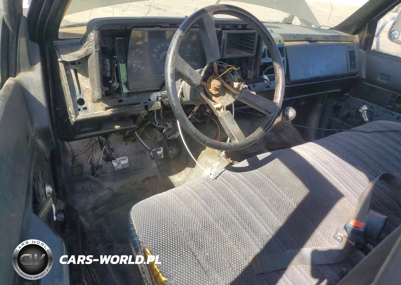 1989 Chevrolet Gmt-400 C2500 VIN:1GCFC24K3KE162607 - 8