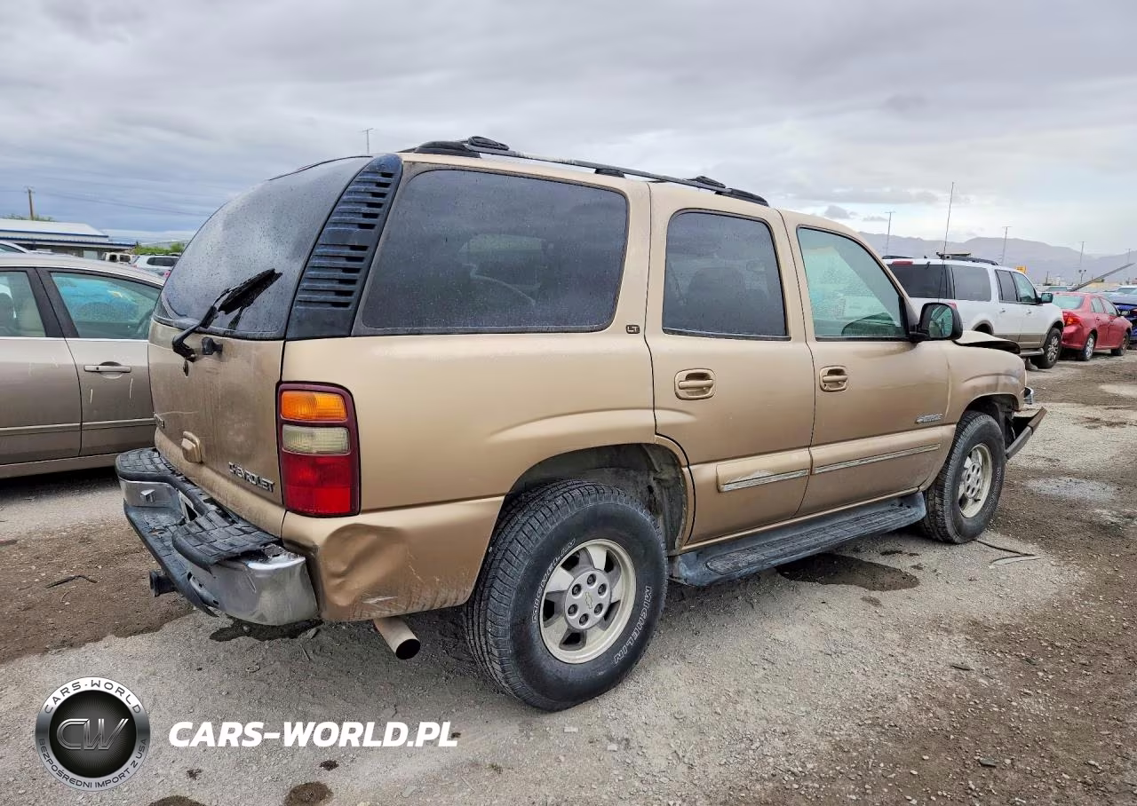 2000 Chevrolet Tahoe K1500 VIN:1GNEK13T8YJ131377 - 3