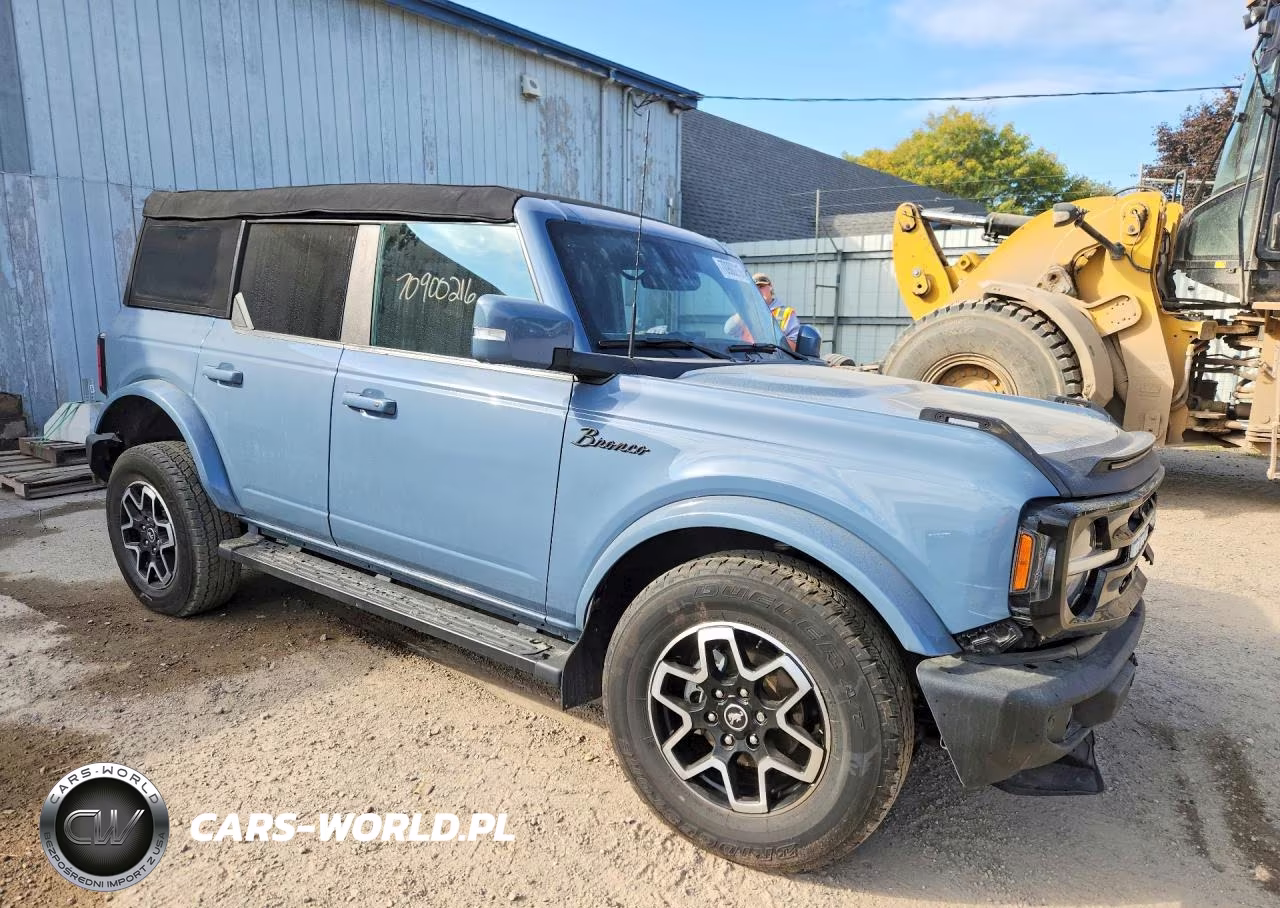 2023 Ford Bronco Base VIN:1FMDE5BH2PLA89139 - 4