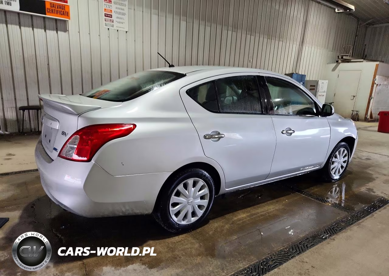 2014 Nissan Versa 1.6 S VIN:3N1CN7AP6EL832135 - 3