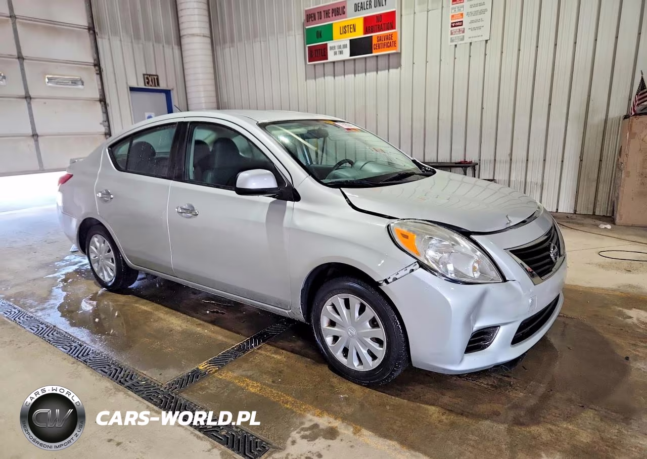 2014 Nissan Versa 1.6 S VIN:3N1CN7AP6EL832135 - 4