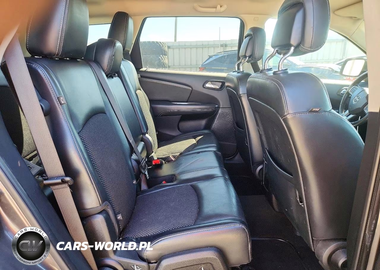 2018 Dodge Journey Crossroad VIN:3C4PDCGB5JT414844 - 11