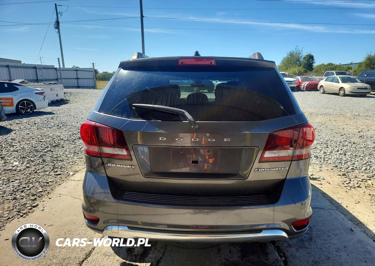 2018 Dodge Journey Crossroad VIN:3C4PDCGB5JT414844 - 6