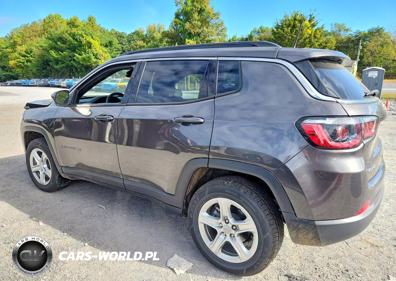 2023 Jeep Compass Latitude VIN:3C4NJDBNXPT501879 - 2
