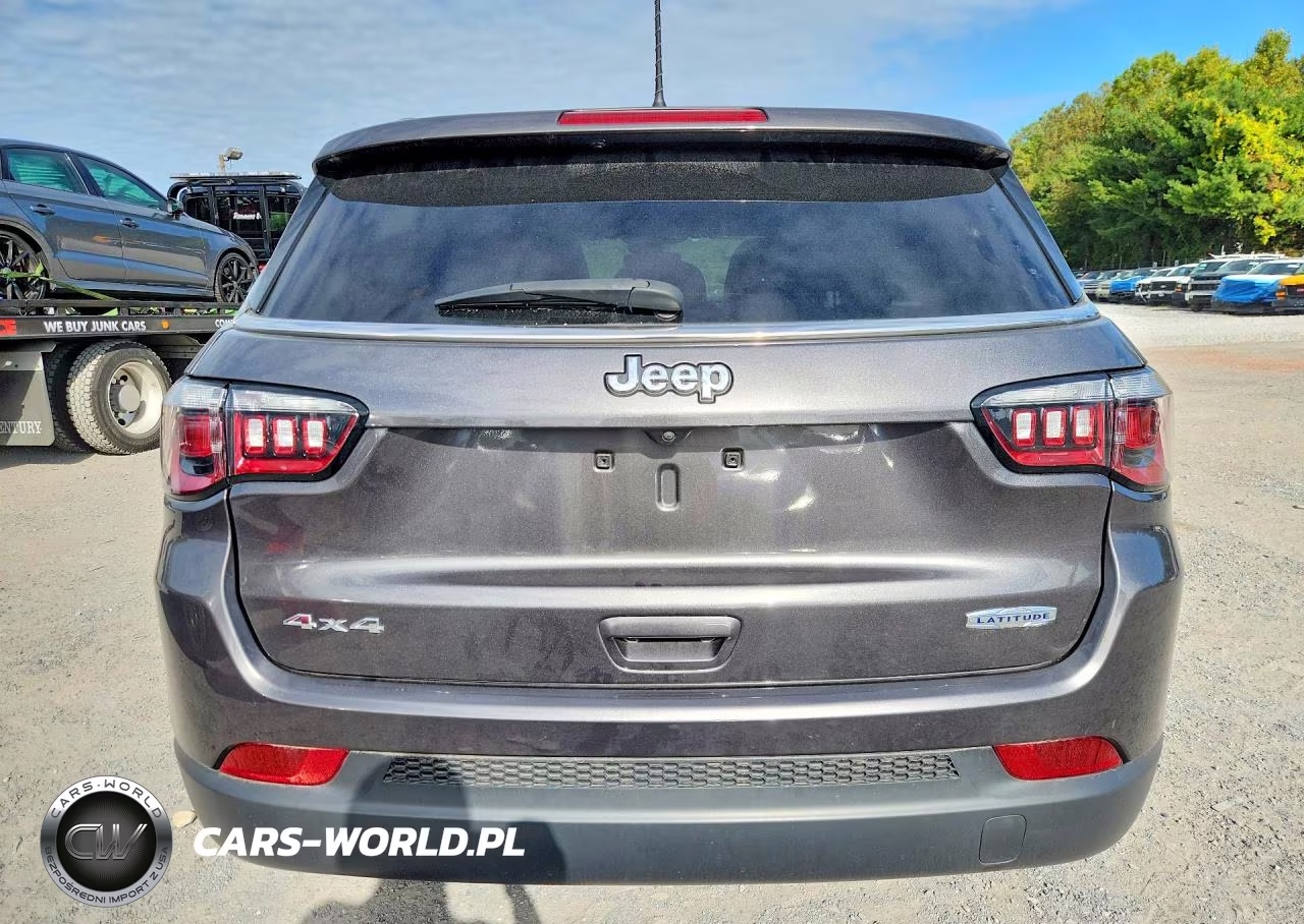 2023 Jeep Compass Latitude VIN:3C4NJDBNXPT501879 - 6