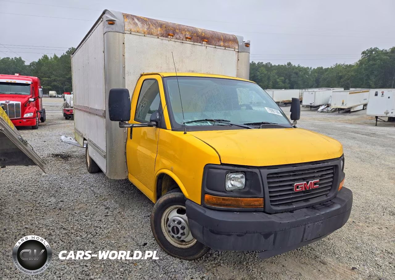 2005 GMC Savana Box Truck VIN:1GDHG31UX51911404 - 4