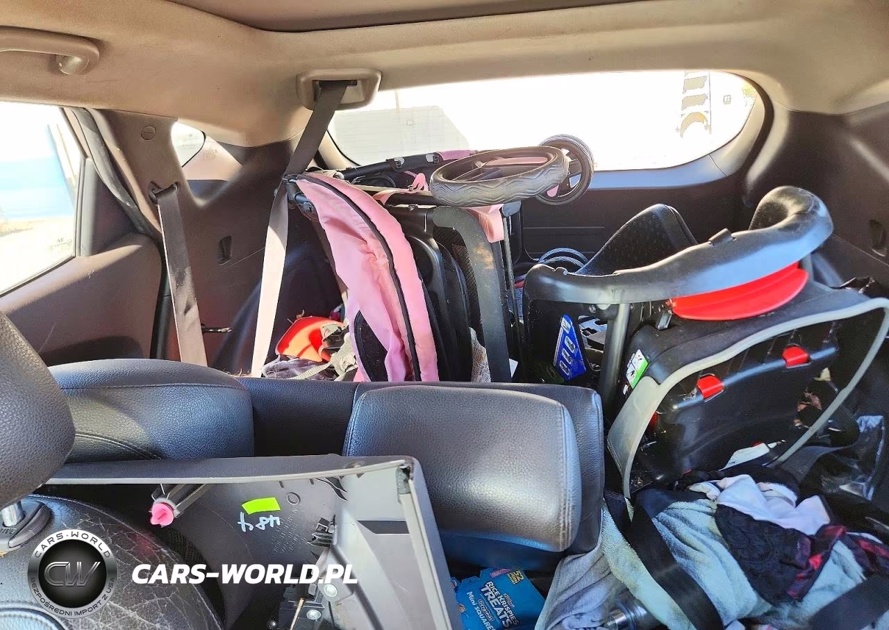 2011 Hyundai Tucson Limited VIN:KM8JUCAC6BU203887 - 10